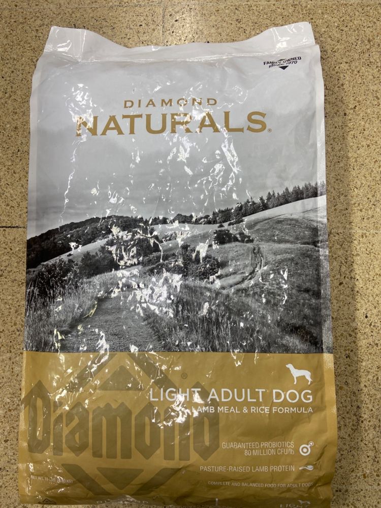Diamond Naturals Light Adult Dog Lamb Meal & Rice Formula