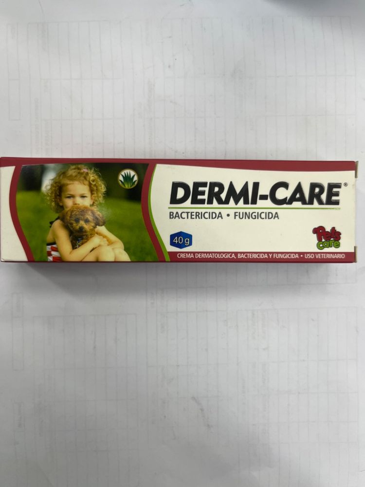 Dermi-Care Crema Dermatológica Bactericida y Fungicida