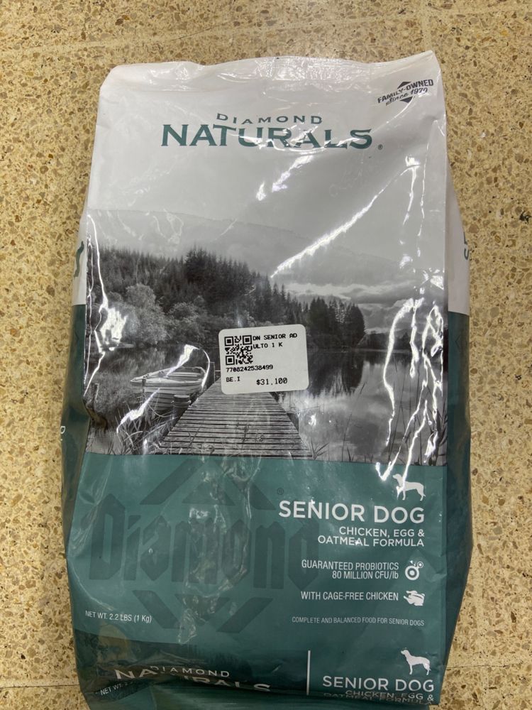 Diamond Naturals Senior Dog Chicken, Egg & Oatmeal Formula